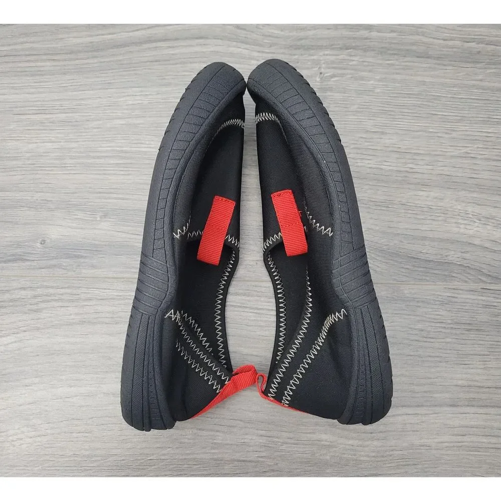 Oomphies Boys Water Friendly Shoes Size 1 Black Red Accents